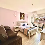 Royal Goddess Guest House, Walled Отель типа 