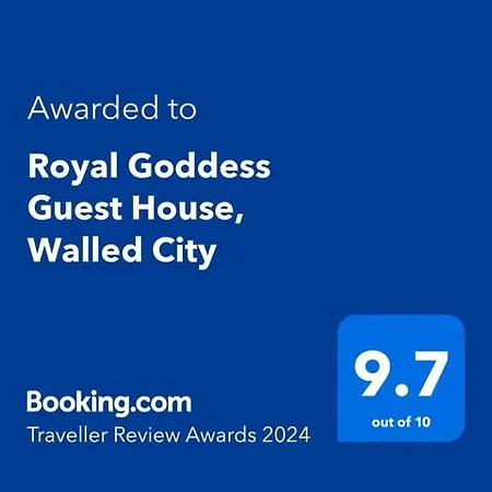 Royal Goddess Guest House, Walled Bed & Breakfast *