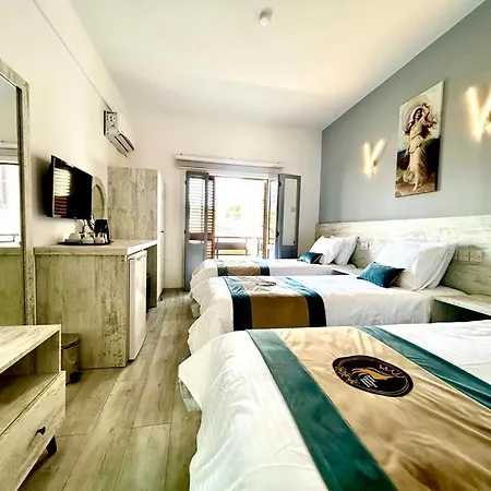 Royal Goddess Guest House, Walled *