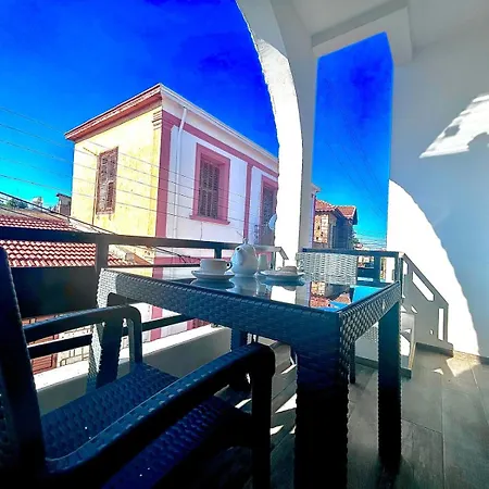 Bed & Breakfast Royal Goddess Guest House, Walled *