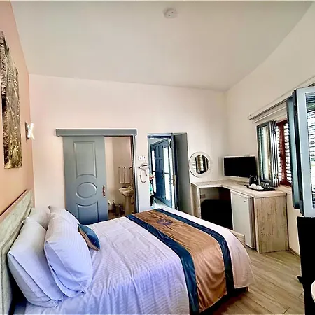 Royal Goddess Guest House, Walled Bed & Breakfast Famagusta (Northern Cyprus)