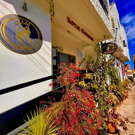 Royal Goddess Guest House, Walled Bed & Breakfast