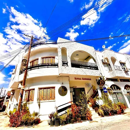 Bed & Breakfast Royal Goddess Guest House, Walled *