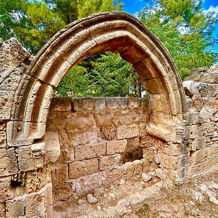 Royal Goddess Guest House, Walled Bed & Breakfast Famagusta (Northern Cyprus)