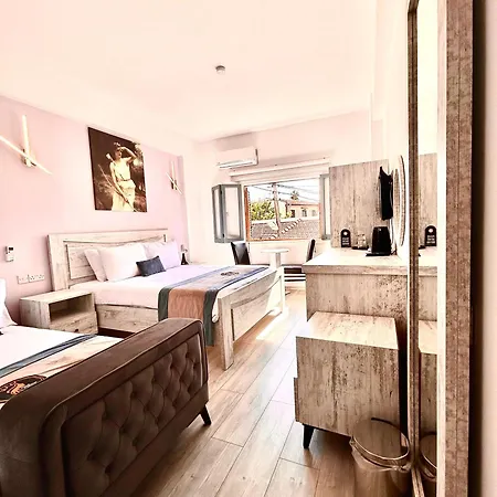 Royal Goddess Guest House, Walled *