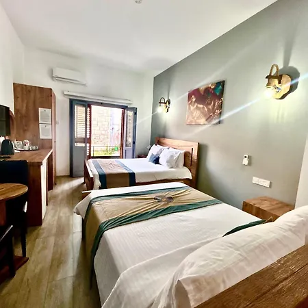 Bed & Breakfast Royal Goddess Guest House, Walled