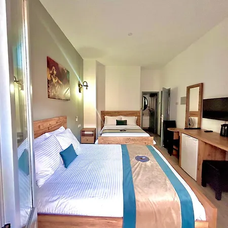 Royal Goddess Guest House, Walled Bed & Breakfast 4*