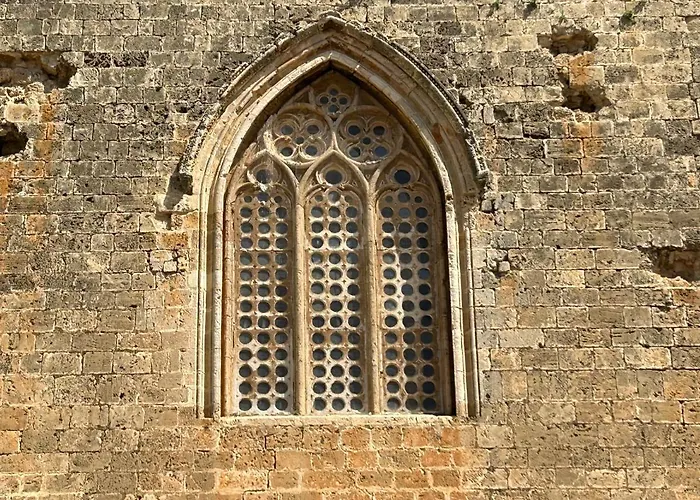 Royal Goddess Guest House, Walled Bed and breakfast