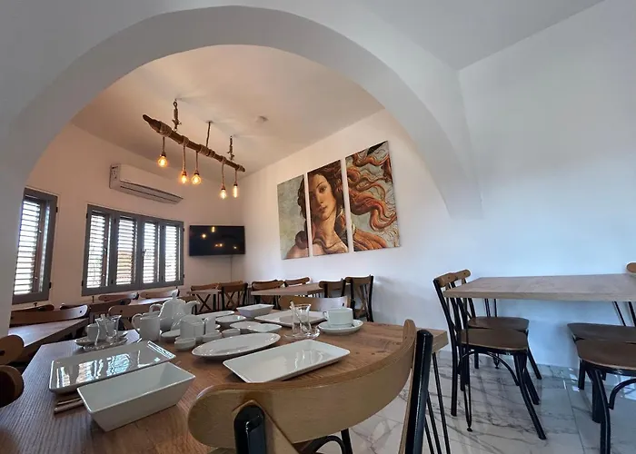 Royal Goddess Guest House, Walled 4*