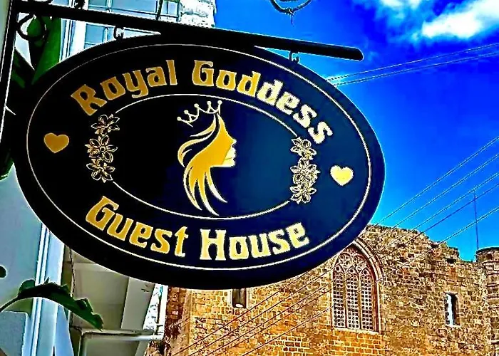 Royal Goddess Guest House, Walled Bed and breakfast Famagusta (Northern Cyprus)
