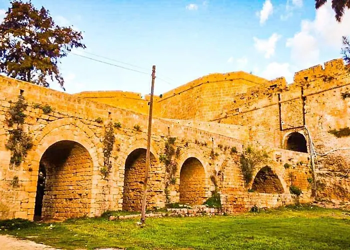 Bed and breakfast Royal Goddess Guest House, Walled