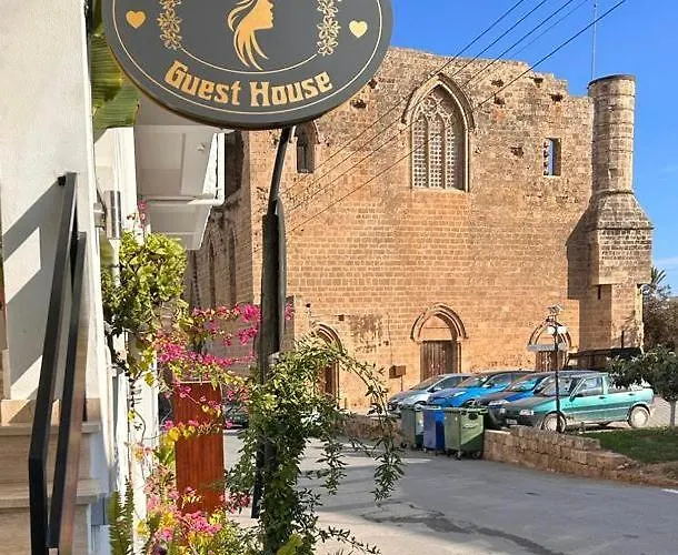 Royal Goddess Guest House, Walled 4*