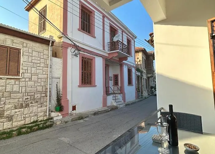 Royal Goddess Guest House, Walled 4* Famaguszta