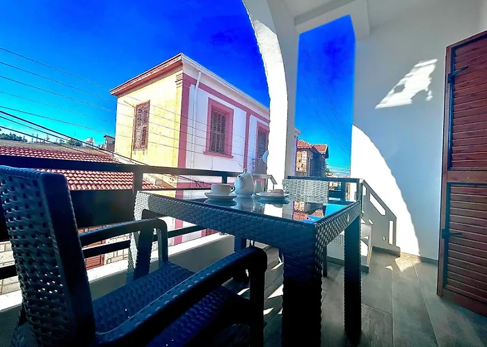 Bed and breakfast Royal Goddess Guest House, Walled 4*