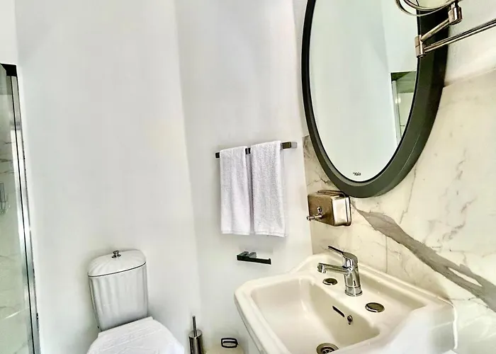 Bed and breakfast Royal Goddess Guest House, Walled