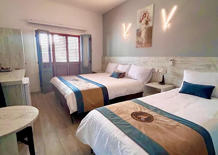 Royal Goddess Guest House, Walled